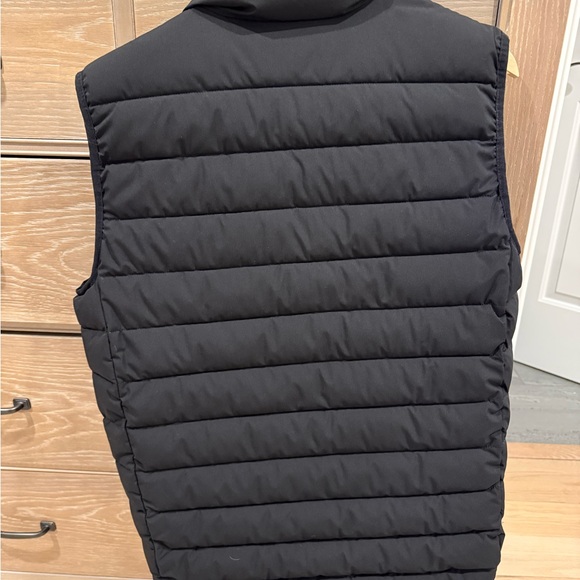 CALVIN KLEIN Black Puffer Vest Men’s Medium - Picture 3 of 3